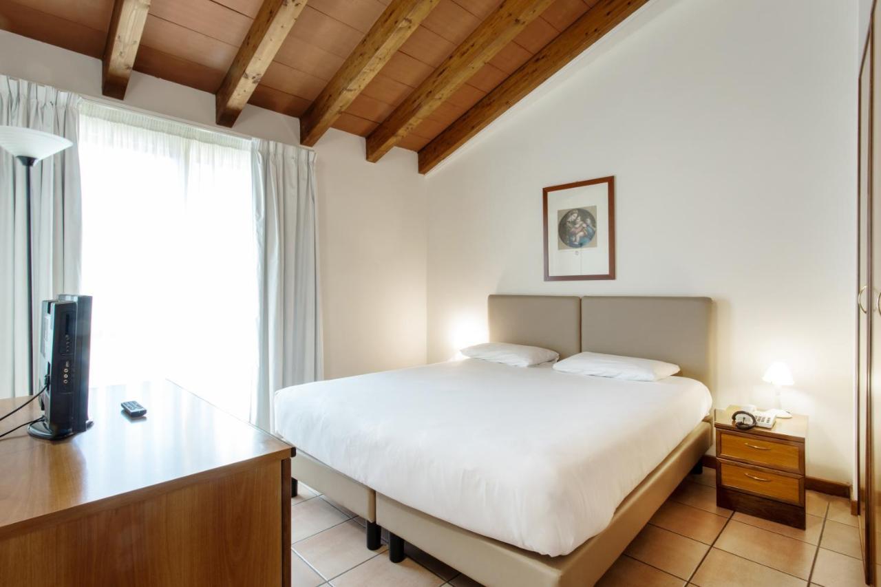 Residenza Le Cupole Aparthotel Parma Exterior photo